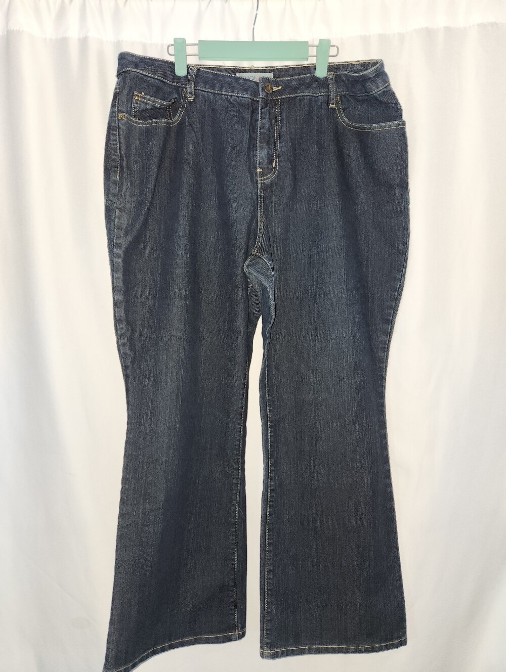 Women's Dark Blue Jeans - Classic Flare #classic #durable #polished #stretch